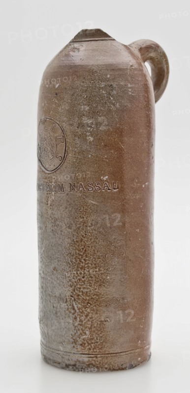 Stoneware mineral water bottle, cylindrical with round shoulder, sausage ear and short neck, mineral water pitcher jar product