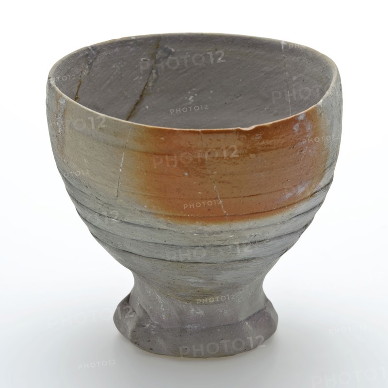 Stoneware cup on pinched foot, gray with brown flamed salt glaze, goblet cup crockery holder soil find ceramic stoneware glaze