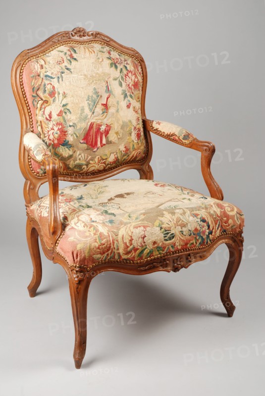 Beechwood rococo armchair, armchair armchair chair wood furniture interior design wood beech wood wool silk brass, Tapisserie
