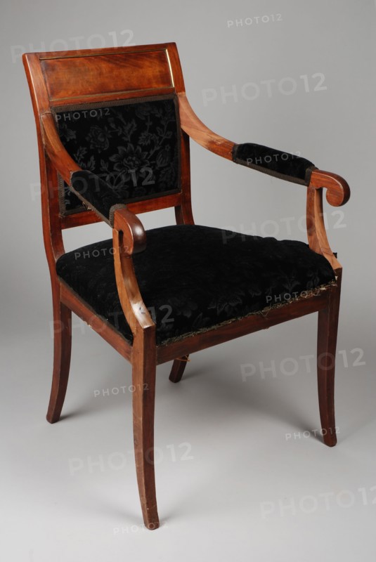 Mahogany straight Empire armchair, armchair seat furniture furniture interior design wood mahogany oak brass velvet, veneered