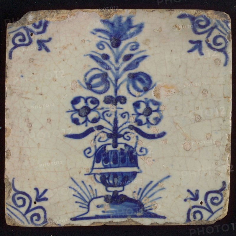 Tile, flower vase on ground, blue decor, corner filling ox's head, wall tile tile sculpture ceramic earthenware enamel tinglage