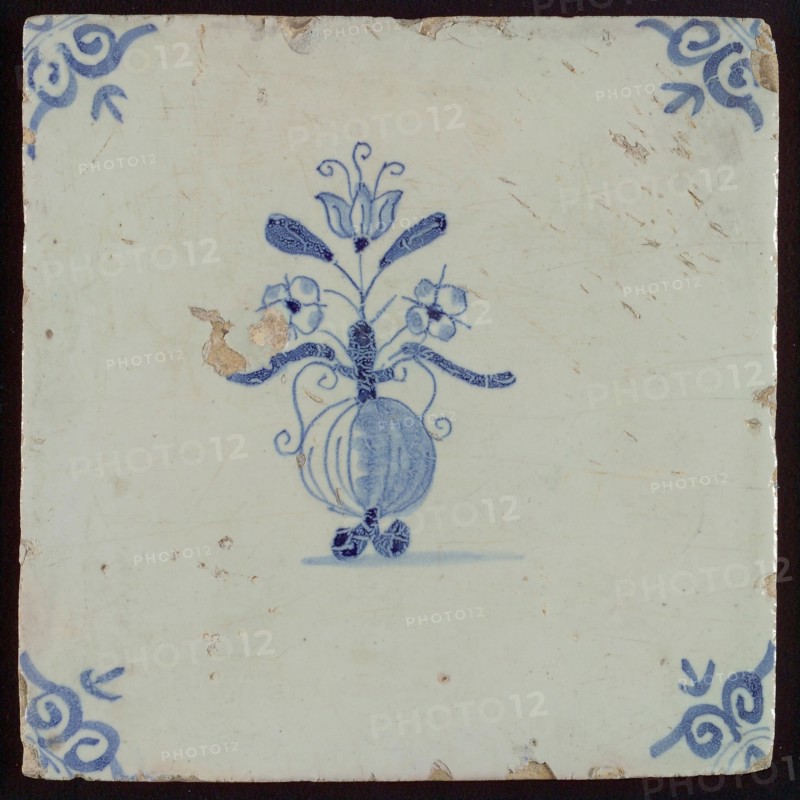 Tile, flower vase, blue decor white ground, corner filling oxen head, wall tile tile sculpture ceramics pottery glaze tin glaze