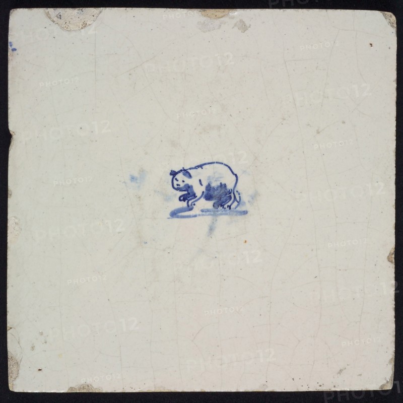 Animal tile with unspecified mammal, blue decor on white ground, no corner padding, wall tile tile sculpture ceramic earthenware