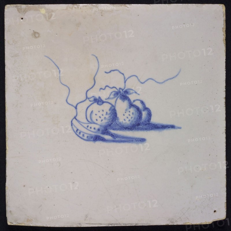 Scene tile, fruit and vegetables, blue decor on white ground, no corner filling, wall tile tile sculpture ceramics earthenware