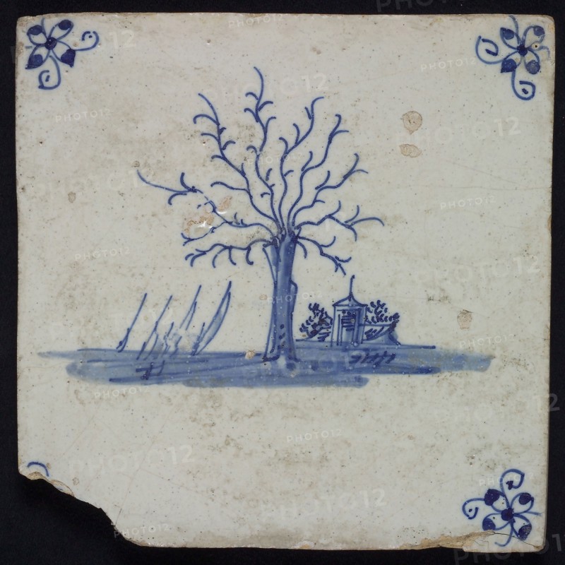 Scene tile, tree with bare branches, blue decor on white ground, corner fill spider, wall tile tile sculpture ceramics pottery