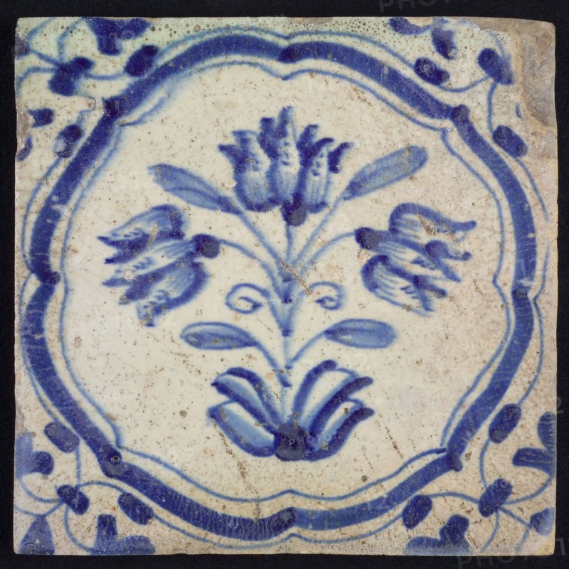 Flower tiling with three-tier in braces, blue decor on white ground, angle filling voluten, wall tile tile sculpture ceramic