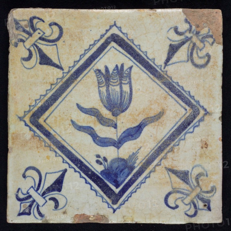 PI, Flower tile with tulip in serrated square, blue decor on white ground, corner filling lily, marked, wall tile tile sculpture