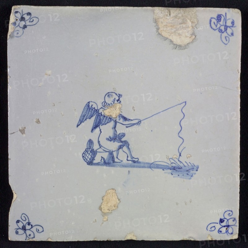 Figure tile with fishing angel or putto, blue decor on gray background, corner filling: spider, wall tile tile sculpture ceramic