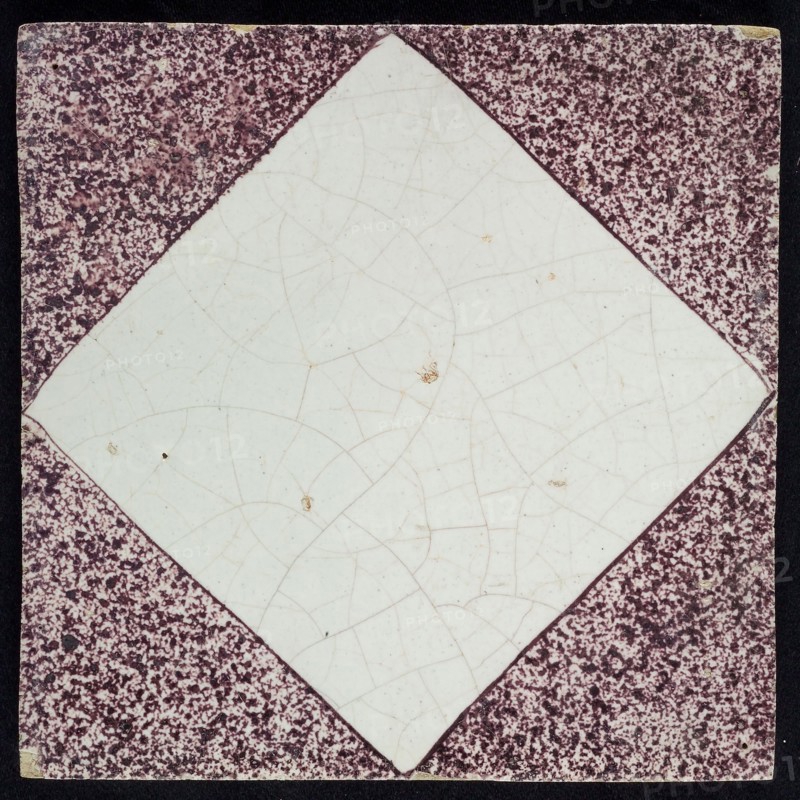 Ornament tile with blank squared and splashed decor, manganese decor on white ground, wall tile tile sculpture ceramic