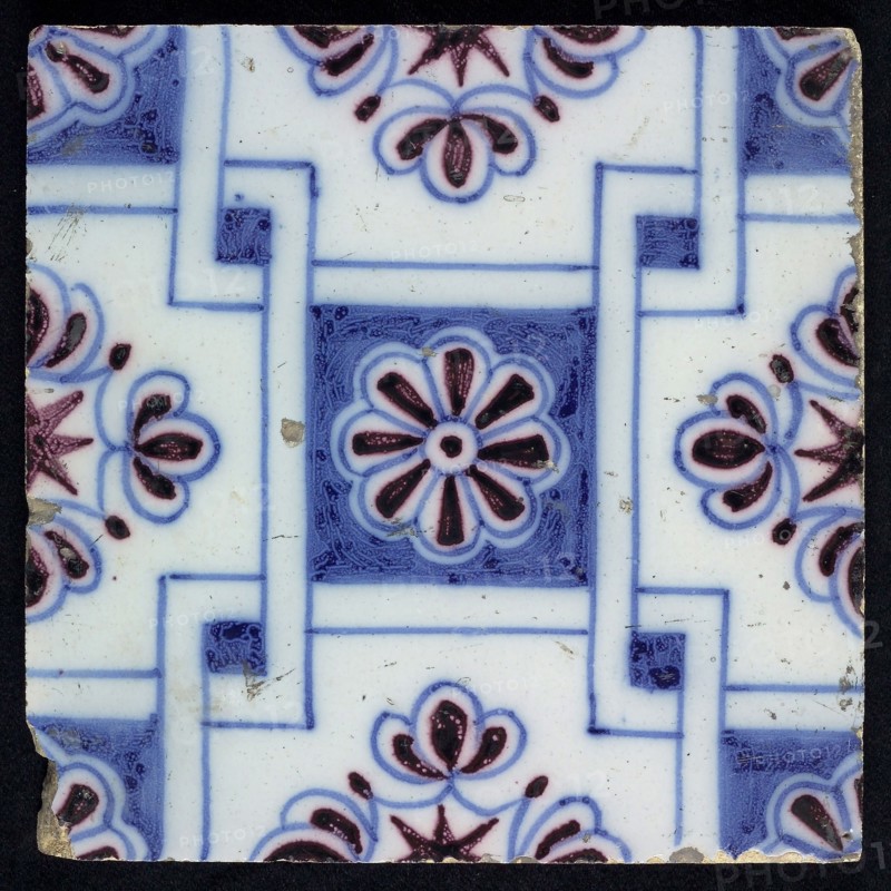 F.J. Kleyn, Ornament tile with rosette in plaited square, manganese and blue decor on white and blue ground, wall tile