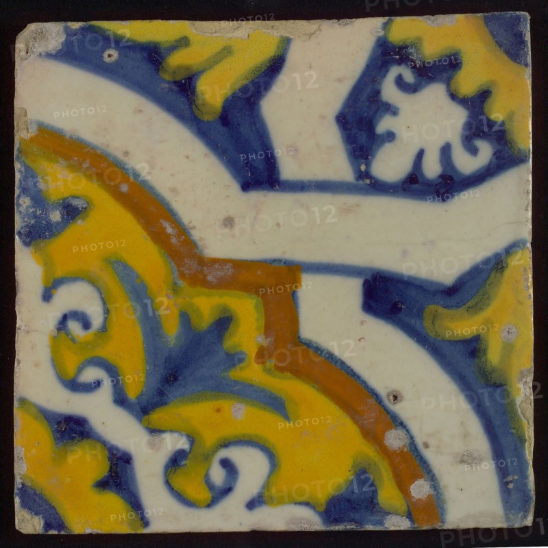 Ornament tile, diagonally across the tile white braid band motif, corner motif quarter rosette, wall tile tile sculpture ceramic