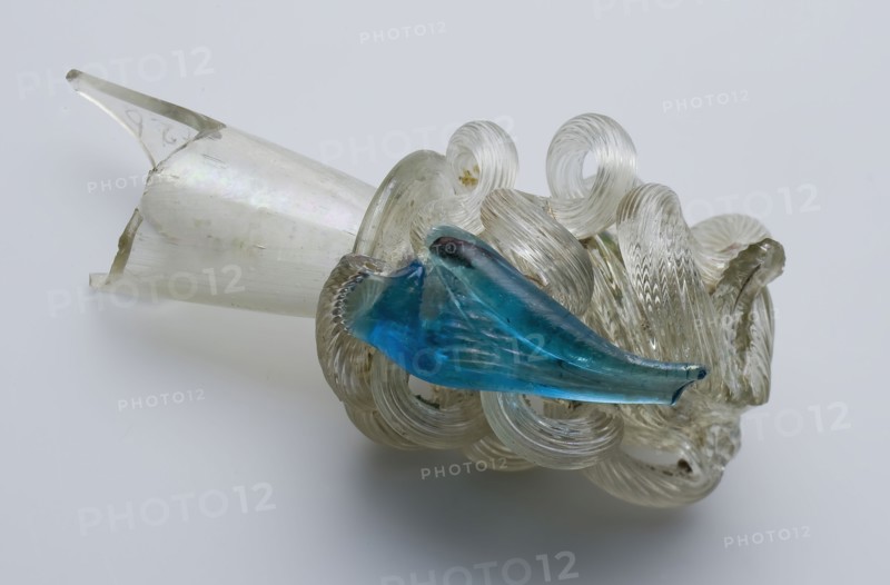 Fragment of trunk and calyx of façon de Venise flute glass, flute glass drinking cup holder ground find glass, free blown