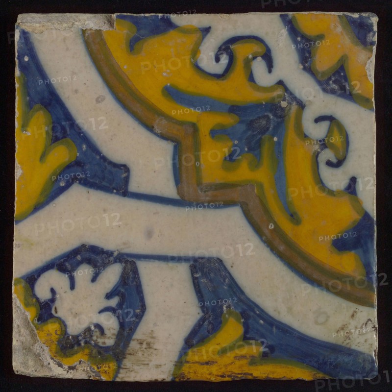 Ornament tile, diagonally across the tile white braid band motif, corner motif quarter rosette, wall tile tile sculpture ceramic
