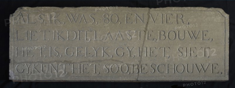 Facade stone with inscription When I was 80 and four I had this last build. It is the same you can see it soo, Als ik was 80 en