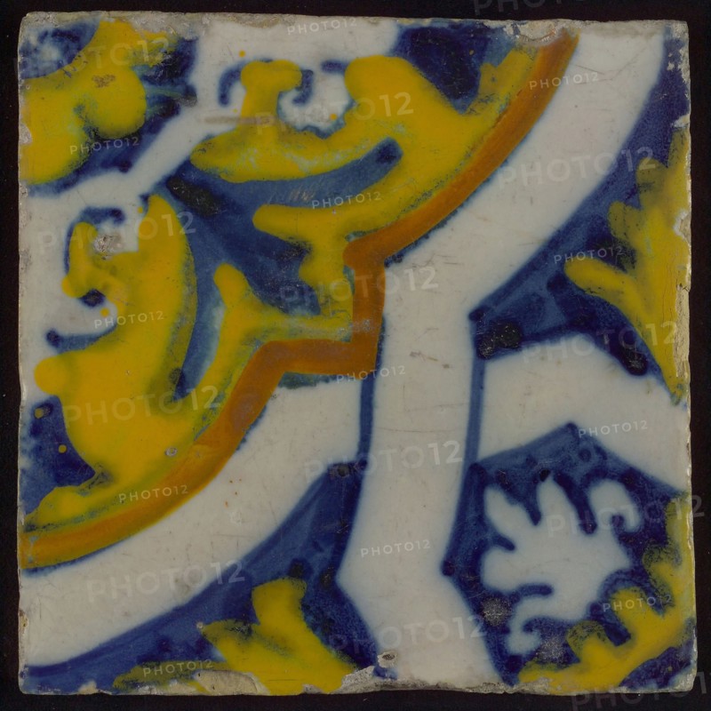 Ornament tile, diagonally across the tile white braid band motif, corner motif quarter rosette, wall tile tile sculpture ceramic