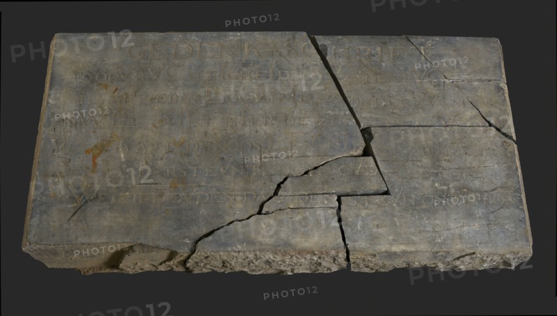 Gable stone from the Diaconie and later Armhuis on the Schiedamsedijk, facade stone memorial stone building component slate