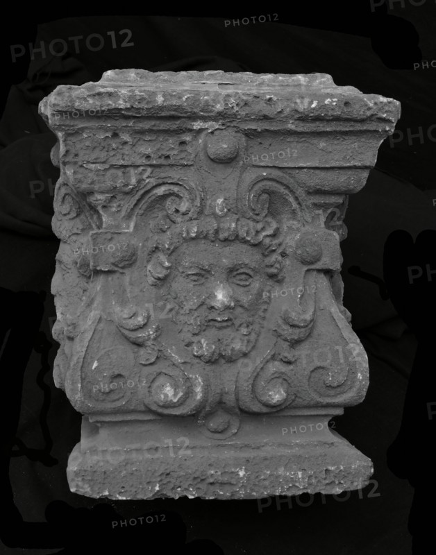 Basement of chimney with three male heads, basement ornament mantelpiece chimney building component plaster, cast Basement