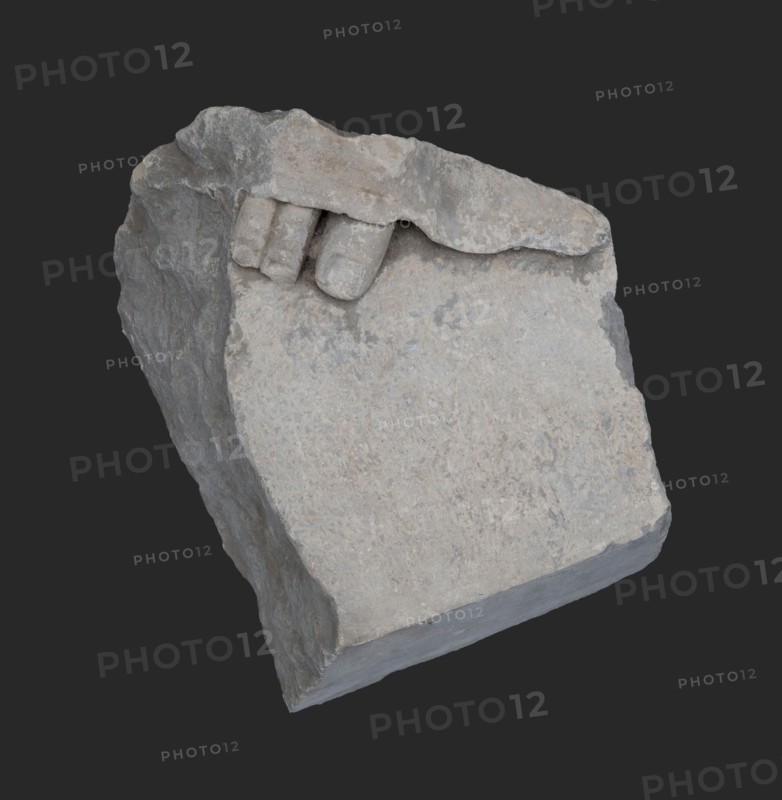 Fragment image in gown, toes, sculpture footage fragment limestone stone, total (10397 tm 10400) ca 130 kg sculpted Rectangular