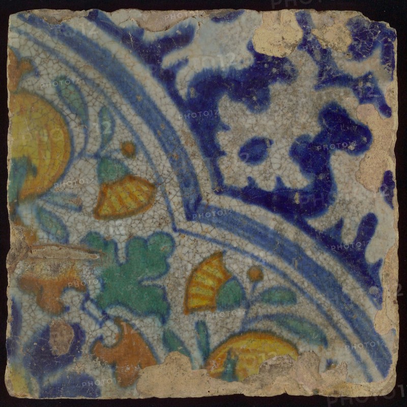 Ornament tile, diagonal ornament in quatrefoil with bows in which orange apples and flowers, palm corner, corner pattern rosette