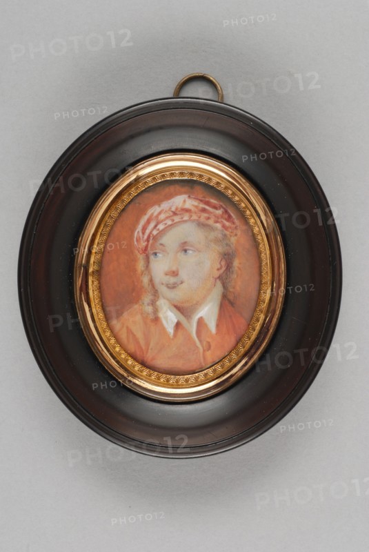 Portrait miniature of man in oval frame with separate frame, portrait miniature painting visual material ivory paint watercolor
