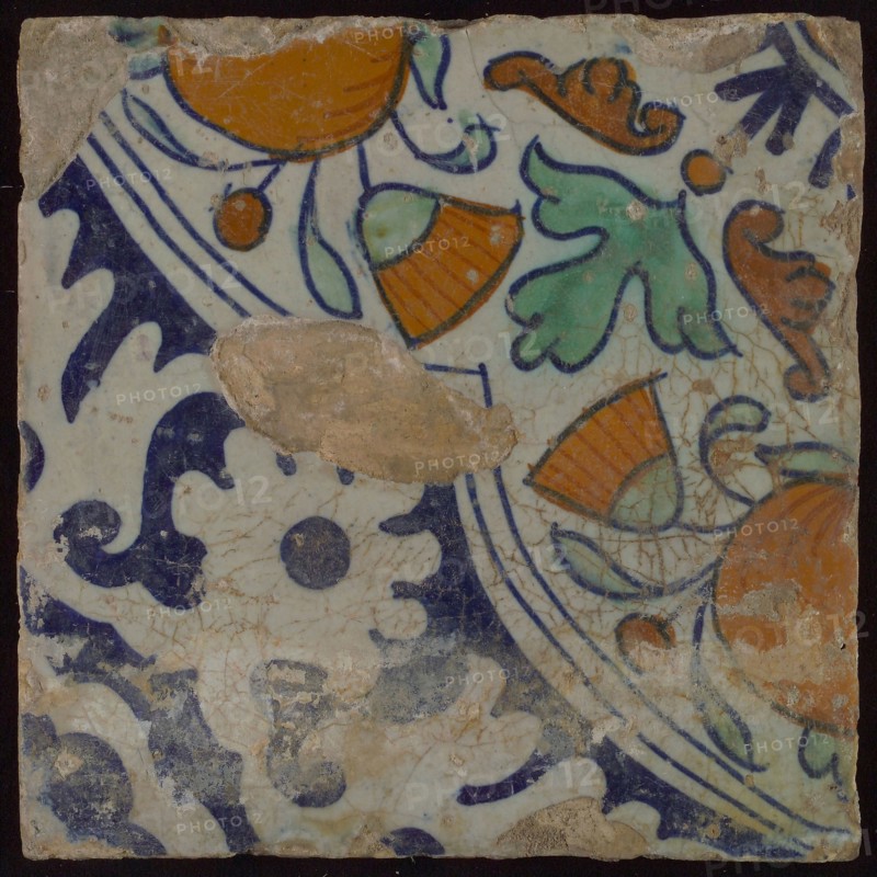 Ornament tile, diagonal ornament in quatrefoil with bows in which orange-apples and flowers, palm corner, corner pattern rosette