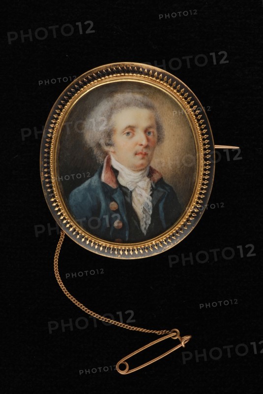 Portrait miniature of man, portrait miniature painting sculpture brooch clothing accessory clothing gold silver ivory paint