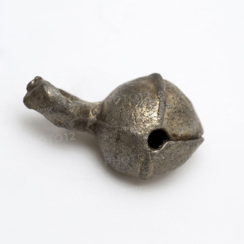 Silver bell of rattle, bell rattle noise medium soil find silver metal, cast soldered Small silver bell of rattle Pouring over