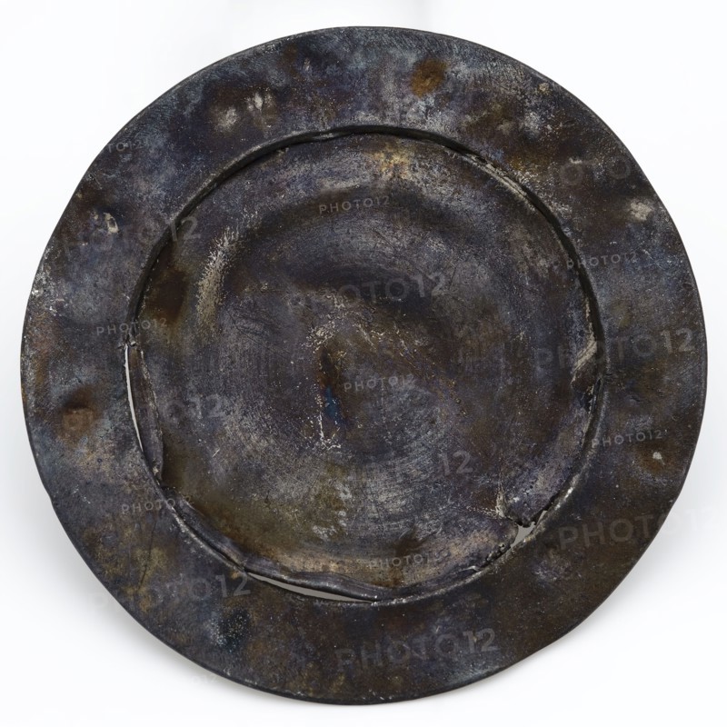 Hendrick van Duyveland, Tin toy plate with tin mark, plate crockery holder miniature toy relaxant soil find tin metal, cast tin