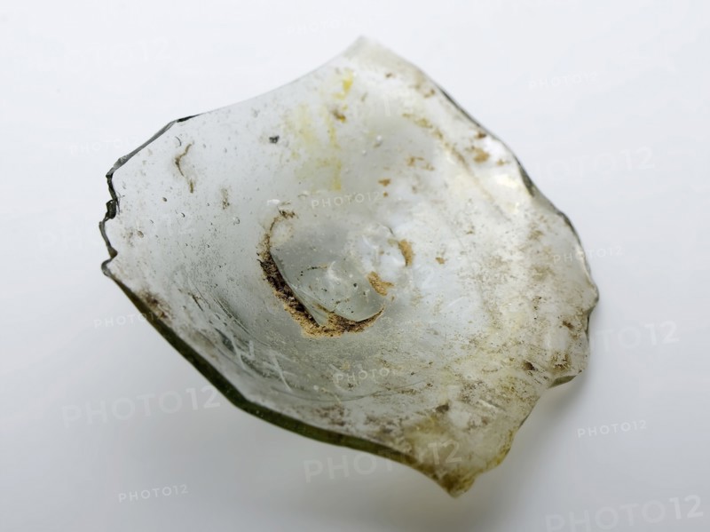 Three fragments of bottom, wall, neck and lip of small medicine bottle, medicine bottle bottle holder soil find glass, free