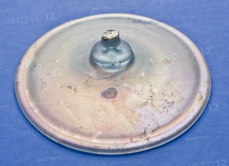 Fragment of foot and base of stem of goblet la façon de Venise, drinking cup drinking utensil holder soil find glass, handblown