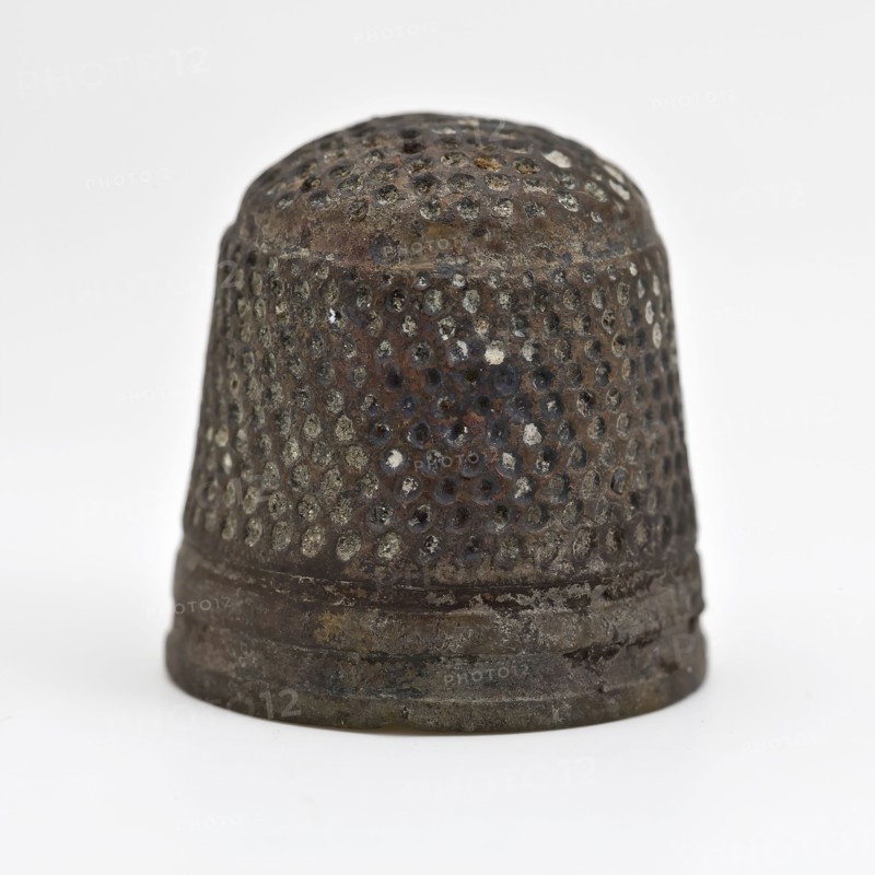 Copper molded thimble with groove at the top, thimble sewing kit soil find copper metal, cast Copper molded thimble