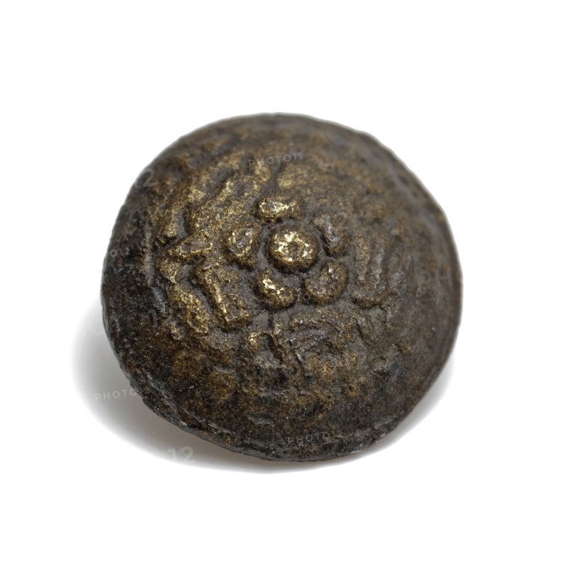 Brass button with flower embossed, knot clothing accessory clothing soil find brass metal, casted Quarter bulb eye archeology