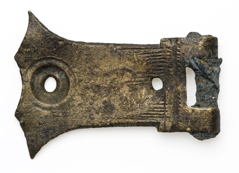 Brass book fittings with part closure, decorative fittings soil found brass copper metal, whipped engraved Single horseshoe