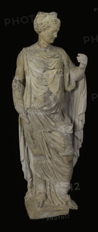 J.P. van Baurscheit de Oude, Sandstone statue Ceres, facade sculpture sculpture footage building component sandstone stone