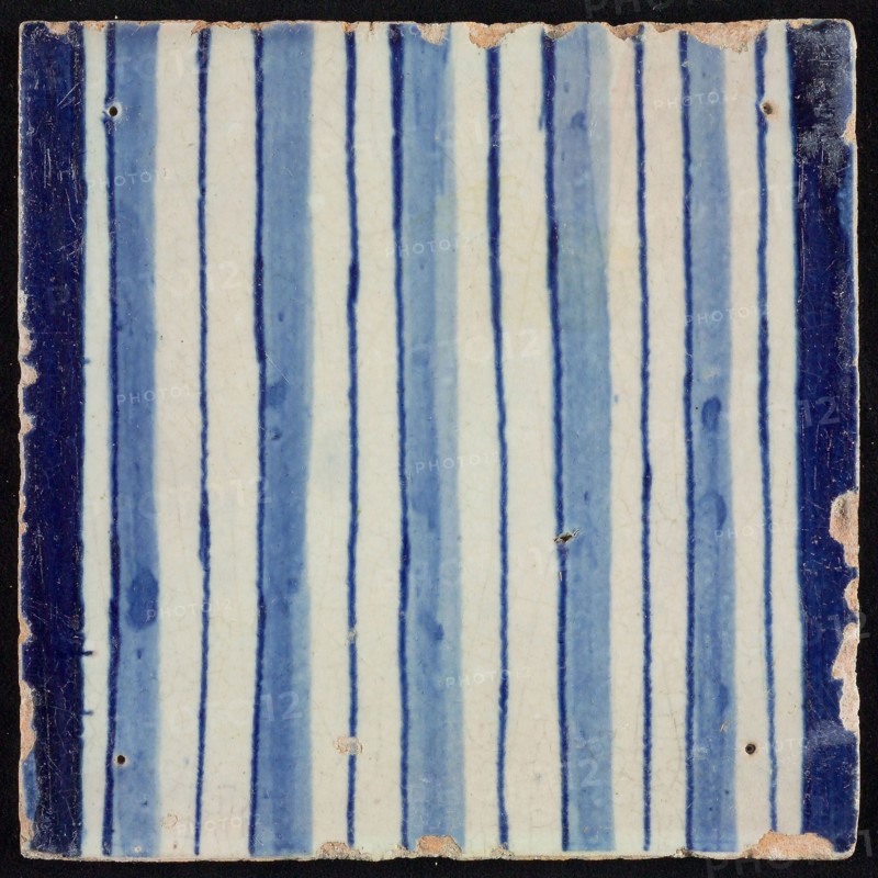 Tile of chimney pilaster, blue on white, part of column with continuous fluke, chimney pilaster tile pilaster footage fragment