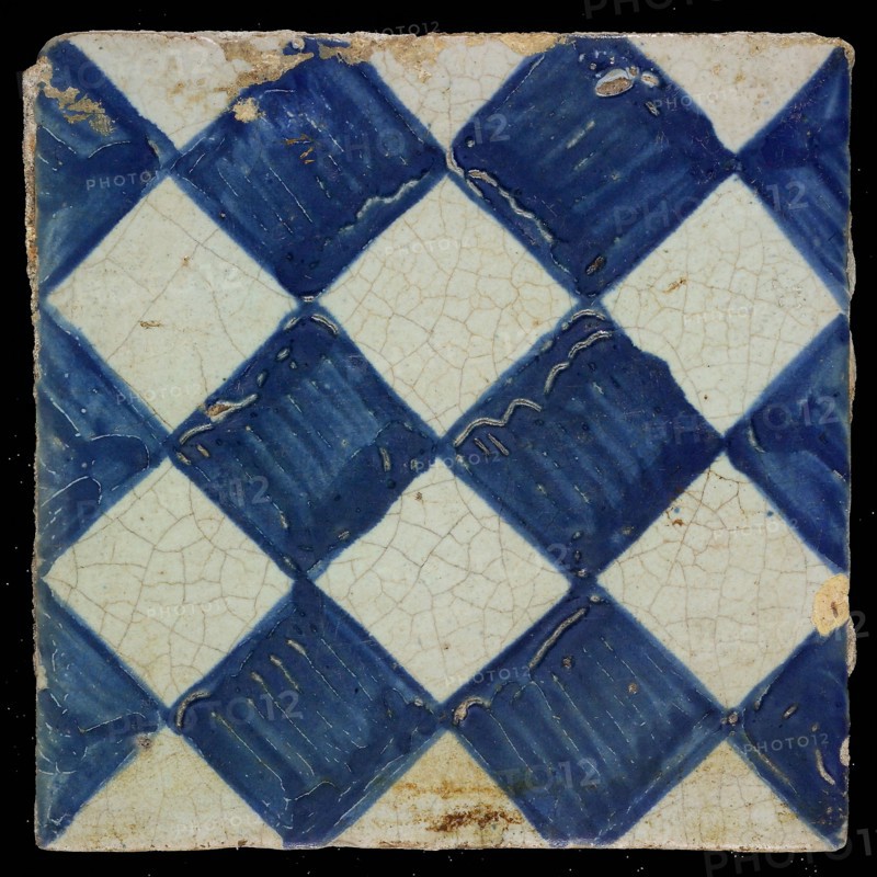 Ornament tile, checkerplate motif, small windows, floor tile tile images ceramic earthenware glaze, Blue on white with dark blue