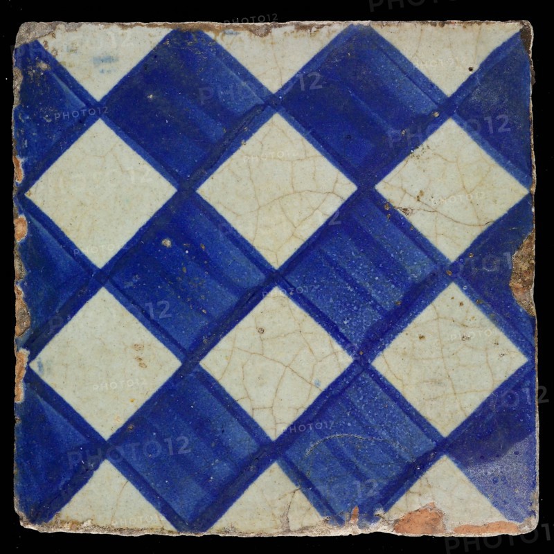 Ornament tile, blue on gray, with light blue brushed check pattern as checkerplate, small windows, floor tile tile sculpture