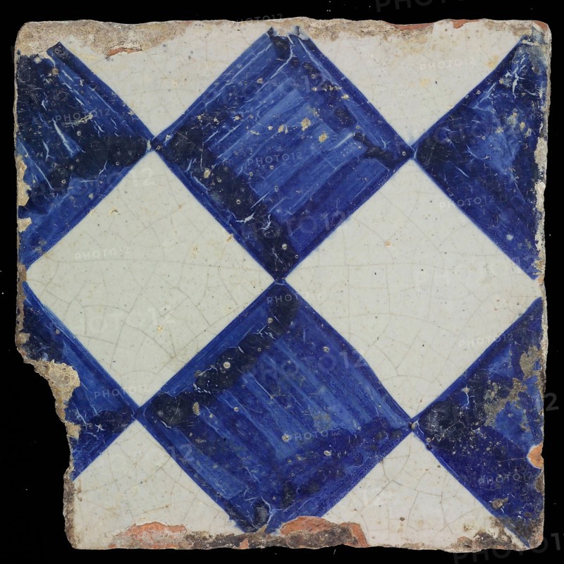 Ornament tile, light blue on gray, with brushed check pattern, as checkerplate, large windows, floor tile tile sculpture ceramic
