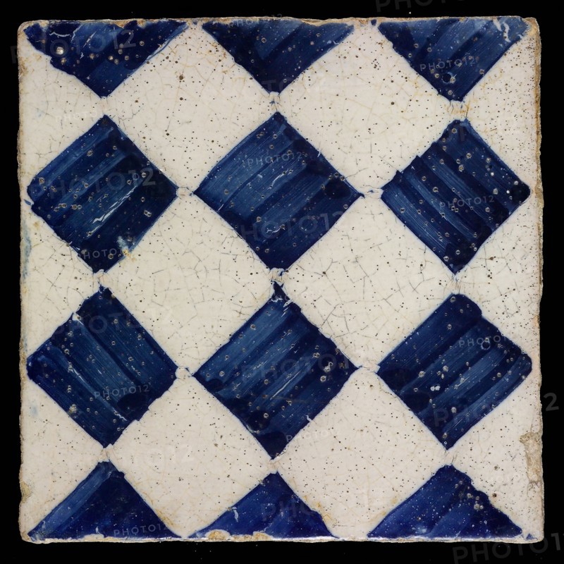 Ornament tile, checkerplate motif, small windows, floor tile tile images ceramic earthenware glaze, Blue on white with dark blue