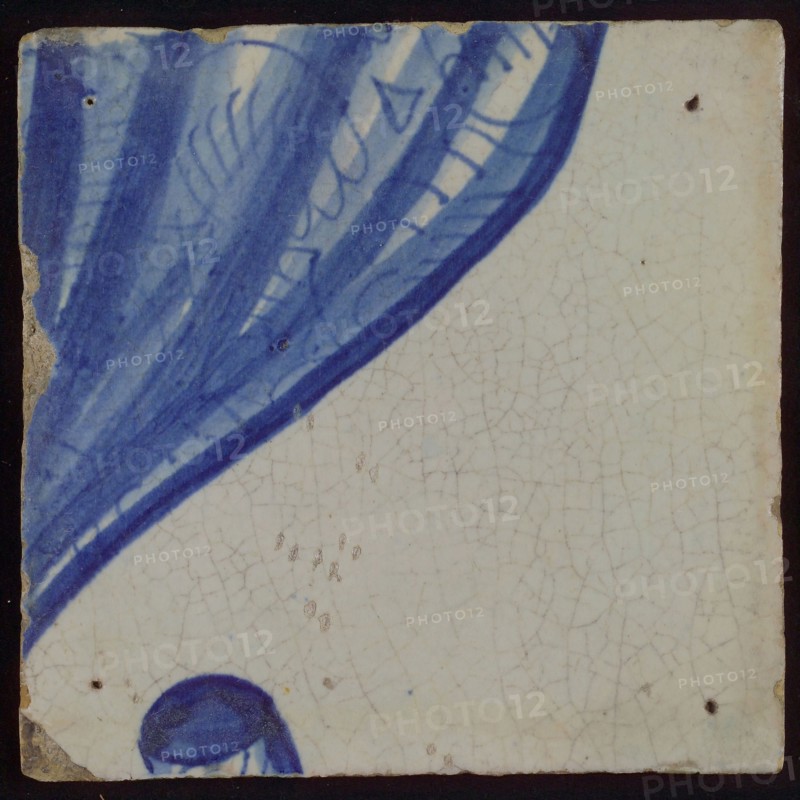 Tile with blue drawing, tile picture footage fragment ceramics pottery glaze, d 1.1