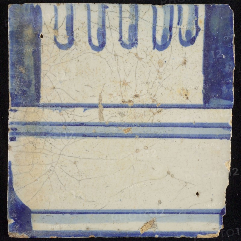 Tile of chimney pilaster, blue on white, part of column with cannelure and foot, chimney pilaster tile pilaster footage fragment