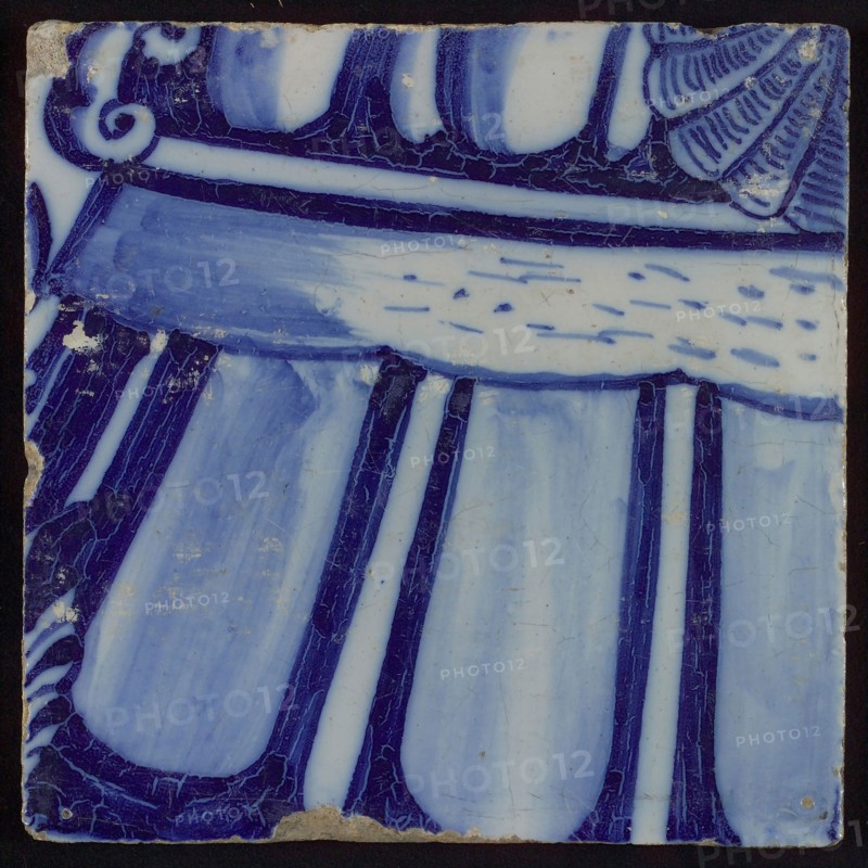 Tile with blue drawing, tile picture footage fragment ceramics pottery glaze, d 0.8