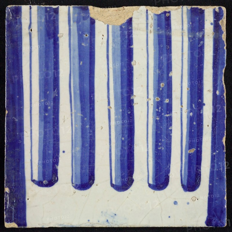 Tile of chimney pilaster, blue on white, part of column with cannelure, chimney pilaster tile pilaster footage fragment ceramics