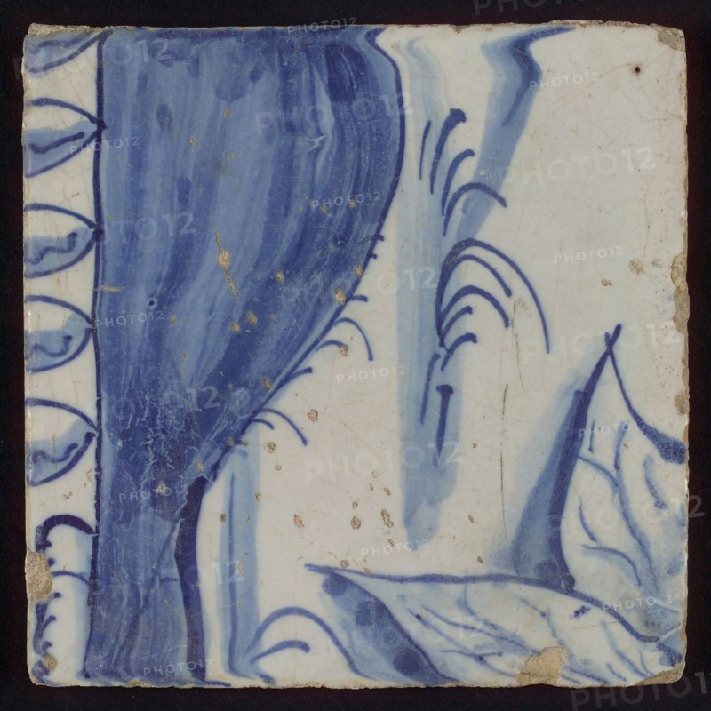 Tile with blue drawing, tile pilaster footage fragment ceramics pottery glaze, d 1.1