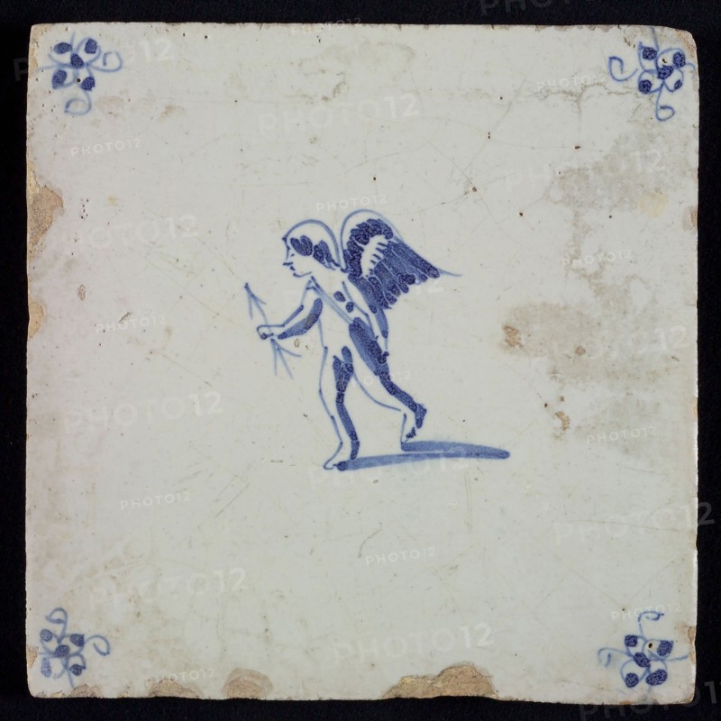White tile with blue cupid with bow and arrow; corner motif spider, wall tile tile sculpture ceramic earthenware glaze, baked 2x