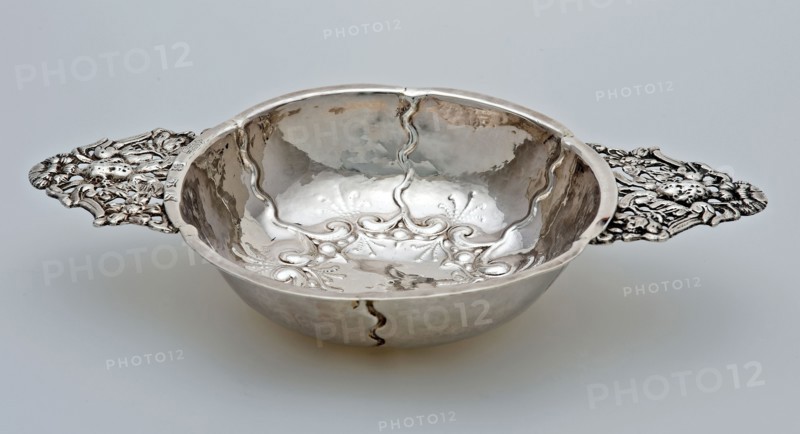 Silver brandy bowl, brandy bowl bowl holder silver, ears) 12.0 die-cast decoration molded Round low bowl with flat scalloped top