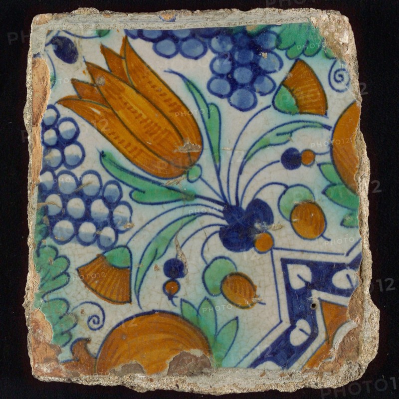 Ornament tile, star tulip with bunches of grapes and orange apples, wall tile tile sculpture ceramic earthenware glaze, baked 2x