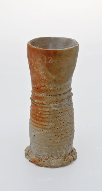 Stoneware cup on pinched foot, cup drinking utensils tableware holder soil find ceramic stoneware, hand turned baked stoneware