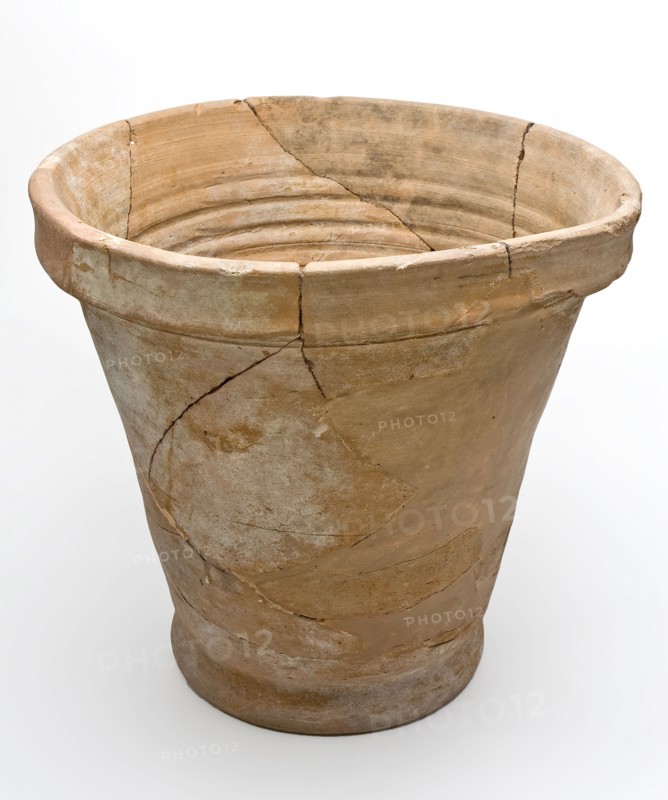 Pottery flower pot, red shard, conical shape, five holes in the bottom, flower pot holder earthenware ceramic earthenware, hand