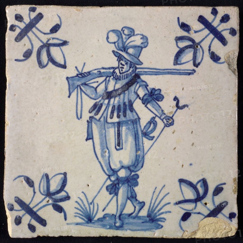 White tile with blue warrior, corner pattern lily, wall tile tile sculpture ceramics pottery glaze, baked 2x glazed painted